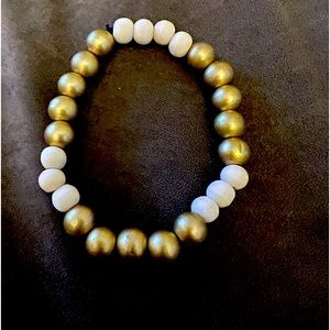 Boho wooden bead bracelets:)